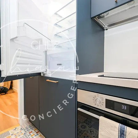 Eiffel Tower Charming And Modern Flat Apartment Paris